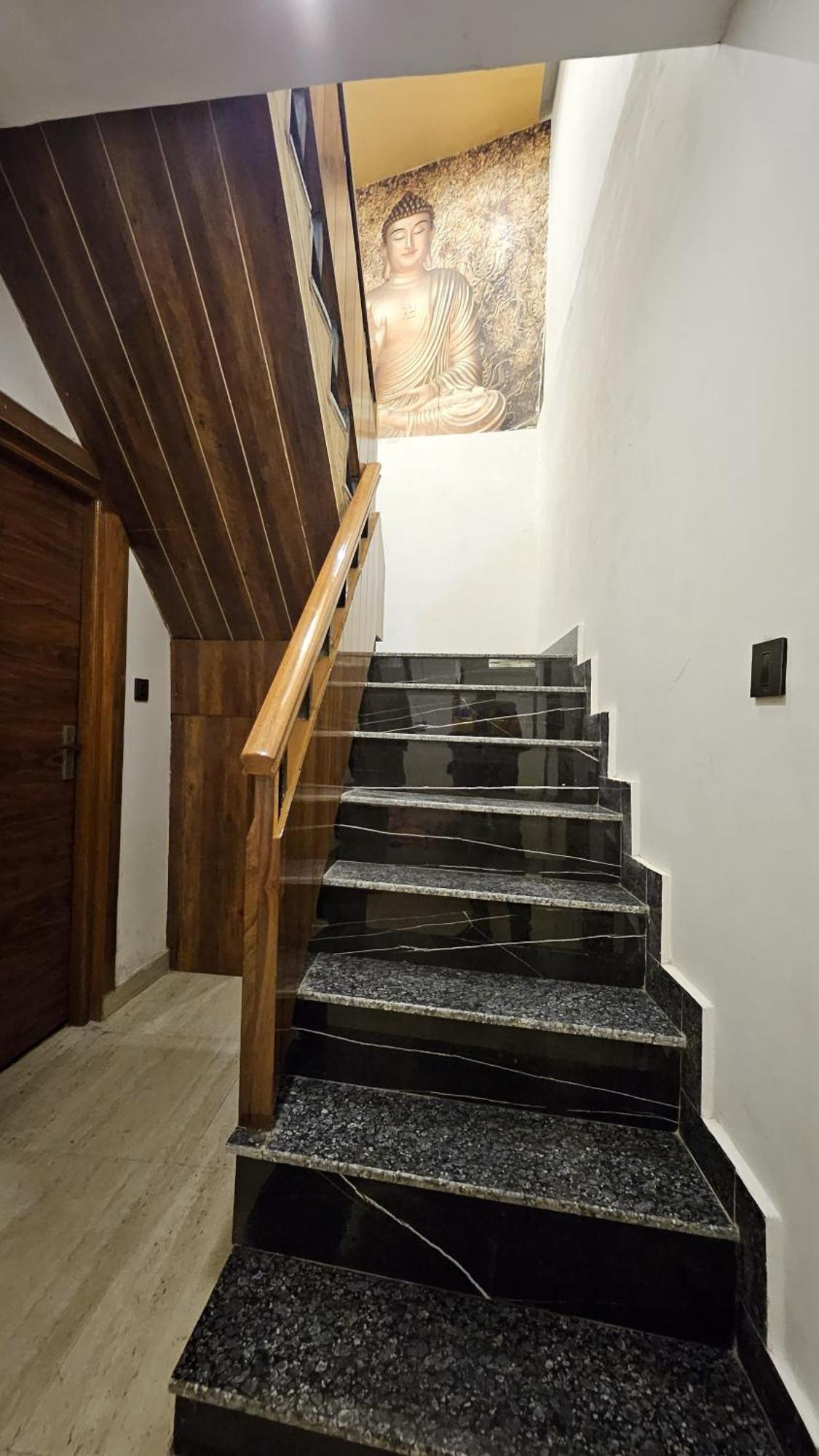 Mountain Zest- Simla Royale Near Mall Road Free Pickup From Railway Station Simla Esterno foto