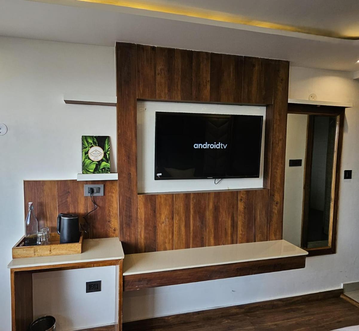 Mountain Zest- Simla Royale Near Mall Road Free Pickup From Railway Station Simla Esterno foto