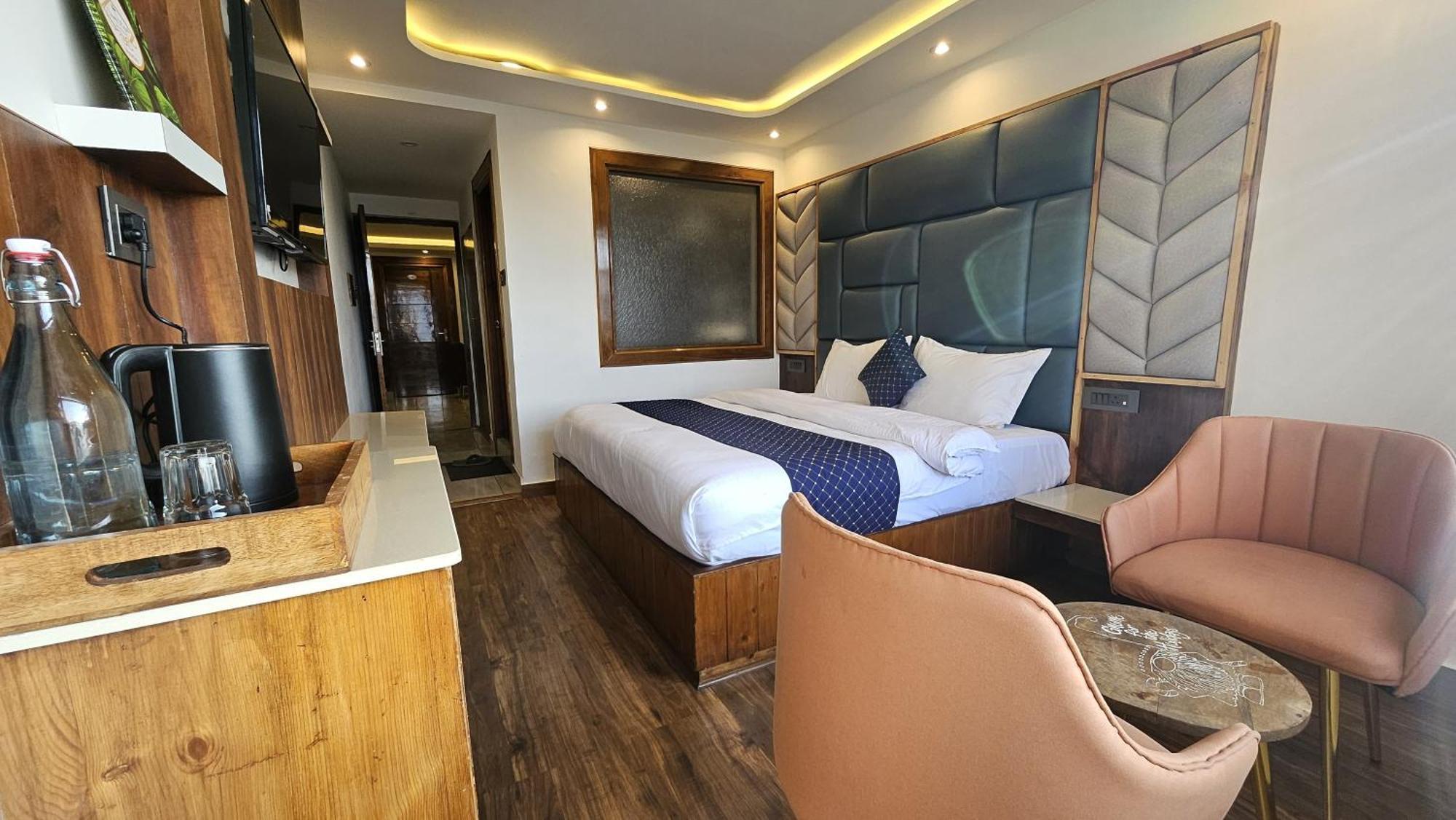 Mountain Zest- Simla Royale Near Mall Road Free Pickup From Railway Station Simla Esterno foto