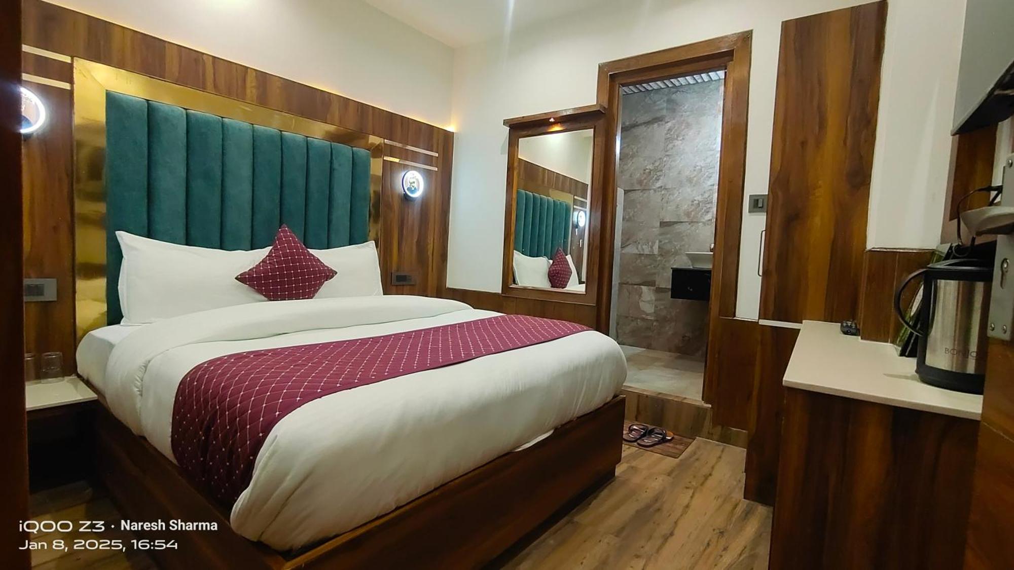 Mountain Zest- Simla Royale Near Mall Road Free Pickup From Railway Station Simla Esterno foto